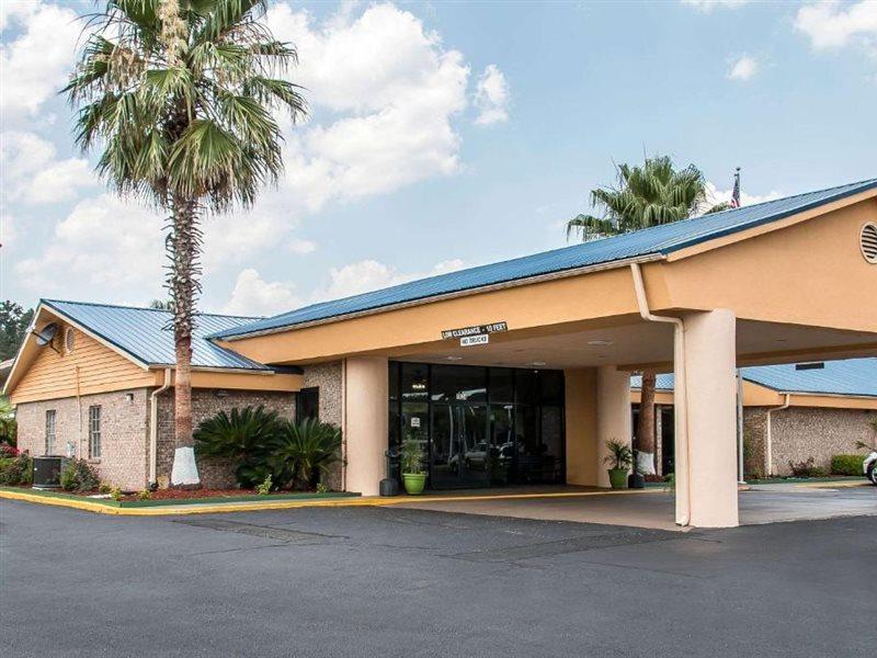 Quality - Stewart Area, Kitchenette - Pool - Guest Laundry 2*