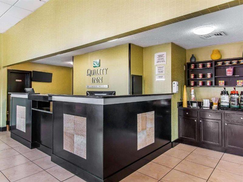 Quality - Stewart Area, Kitchenette - Pool - Guest Laundry