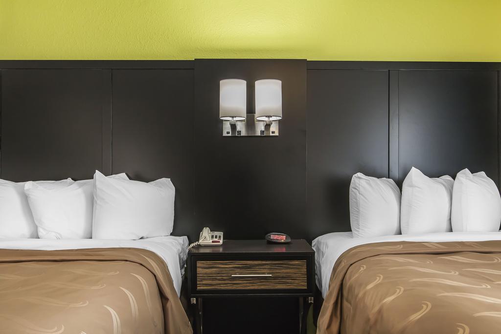 Quality - Stewart Area, Kitchenette - Pool - Guest Laundry