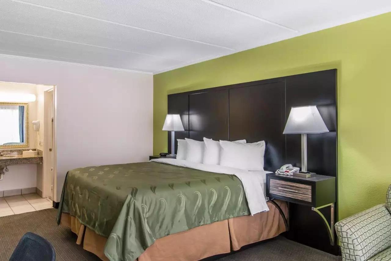 Quality - Stewart Area, Kitchenette - Pool - Guest Laundry Hinesville
